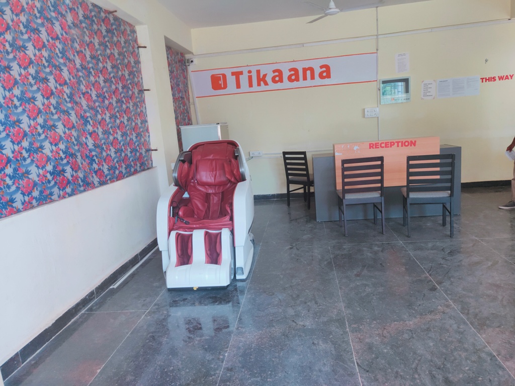 Massage Chair at Tikaana